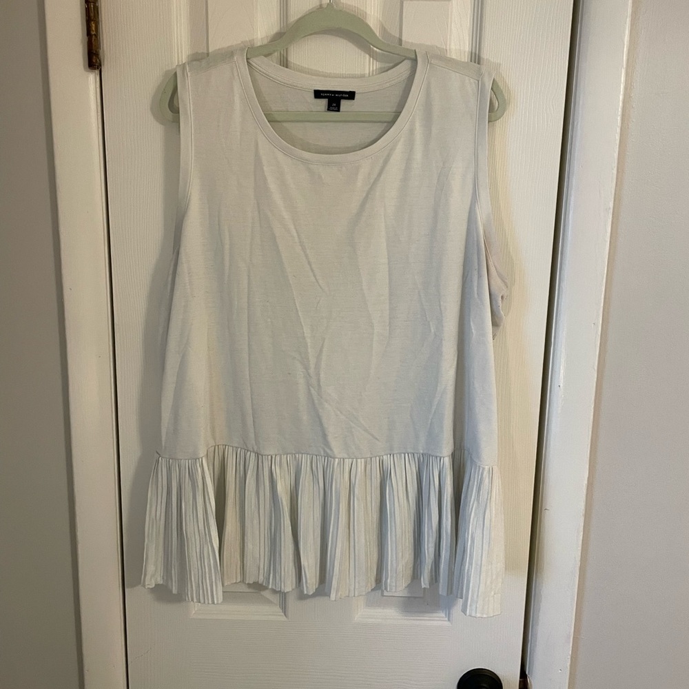 Tommy Hilfiger White Top with Flair Bottom